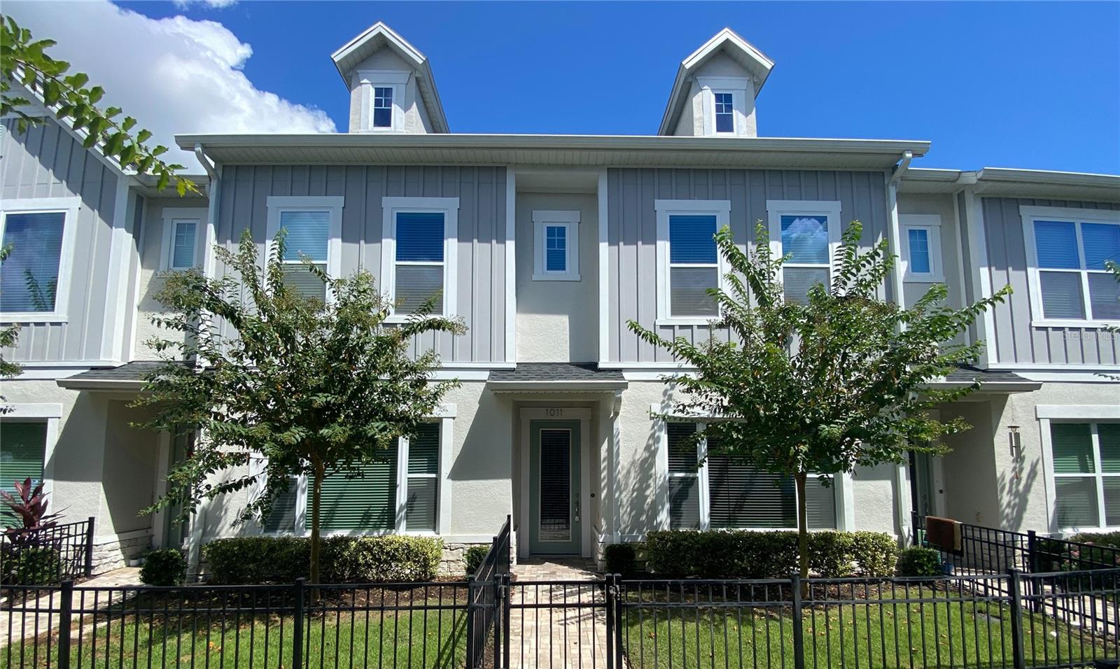 1011 LYCHEE CT