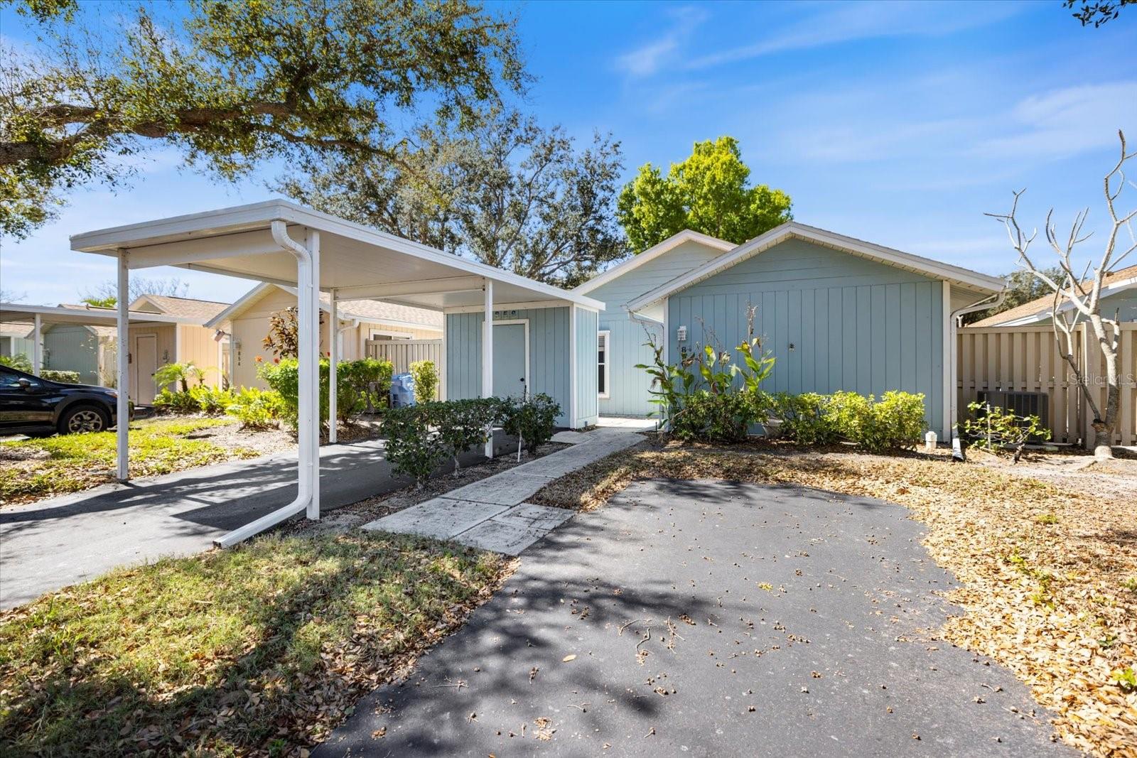 856 CHATHAM DR #856