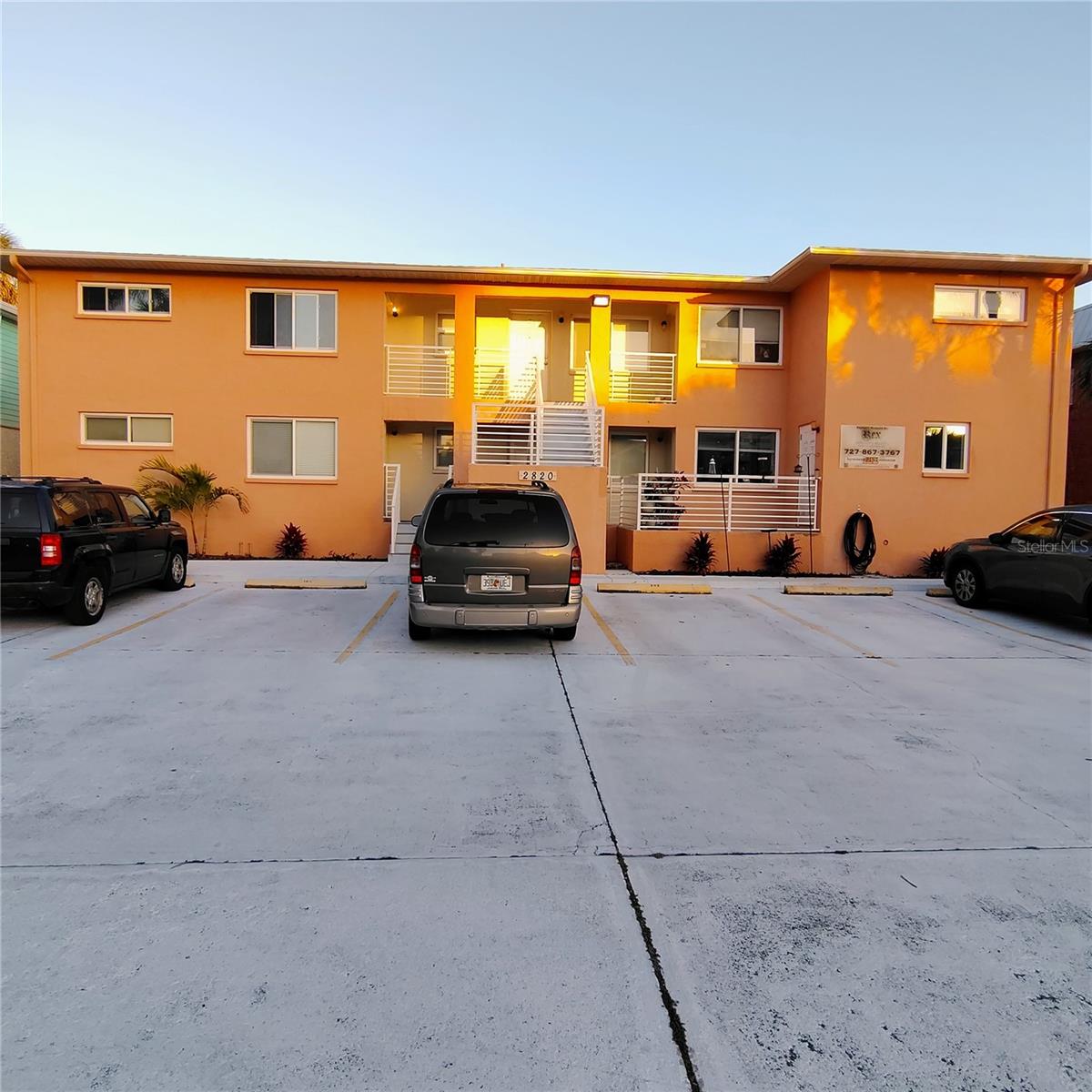 2820 DUPONT ST S #201