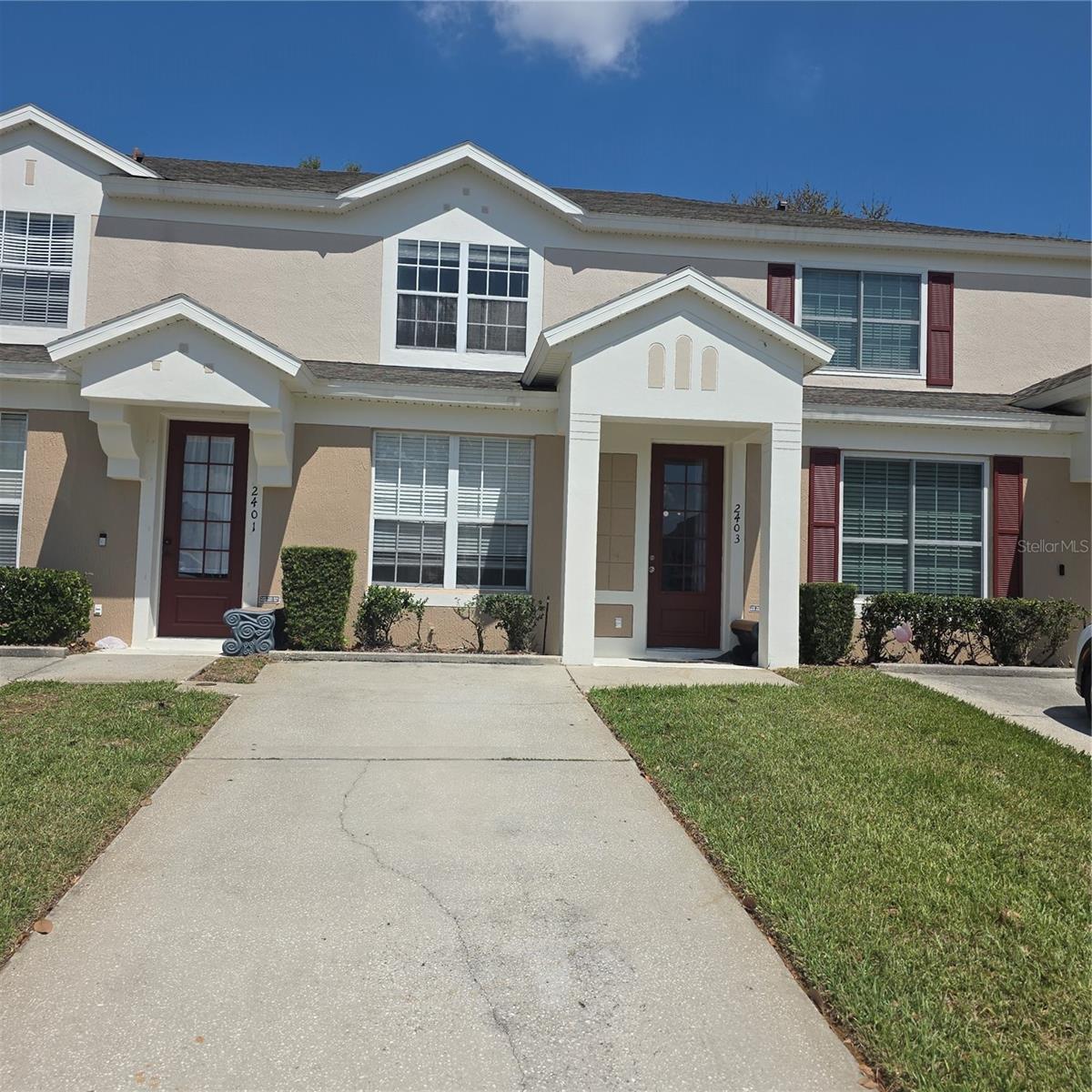 2403 SILVER PALM DR