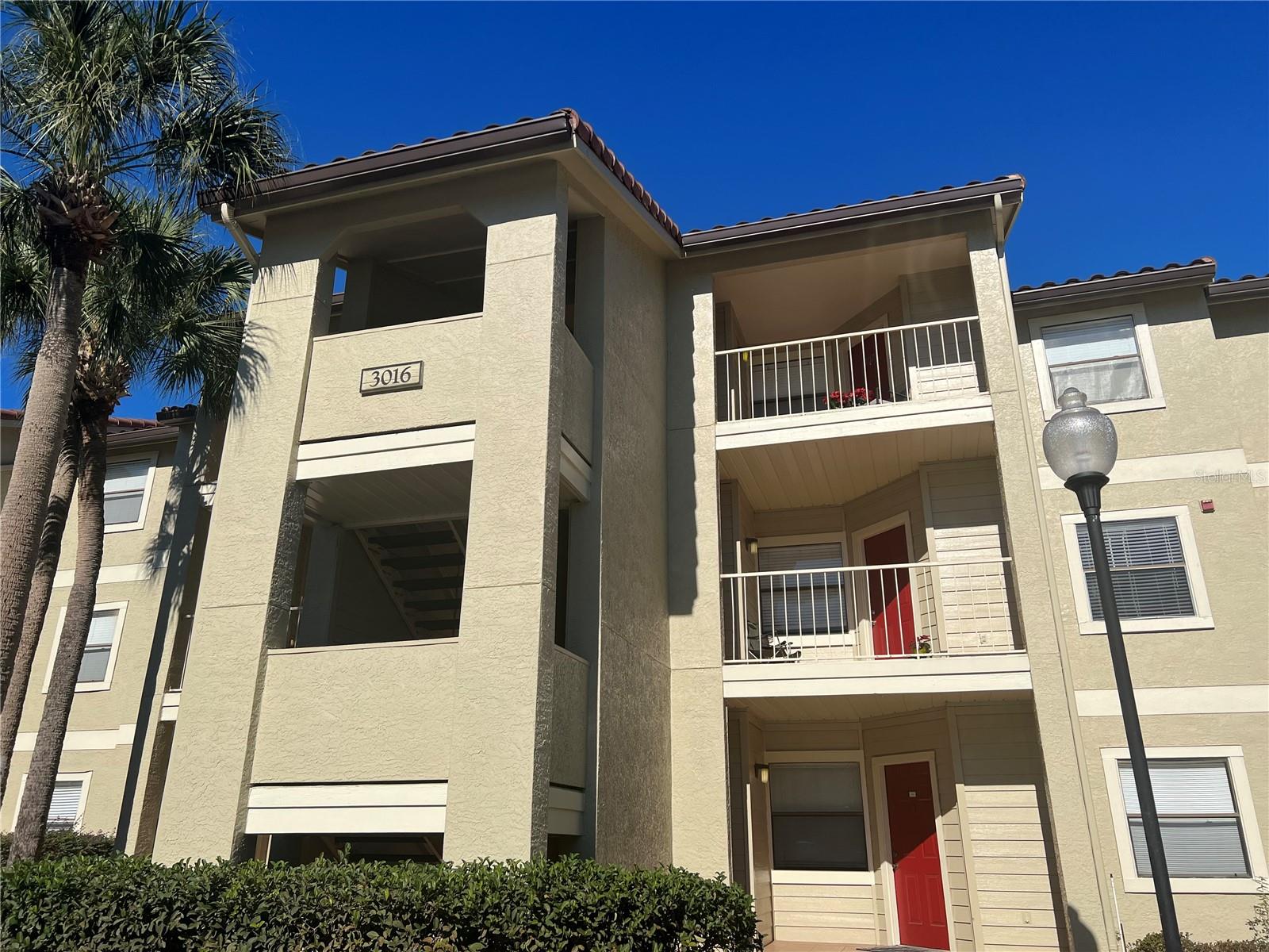 3016 PARKWAY BLVD #209