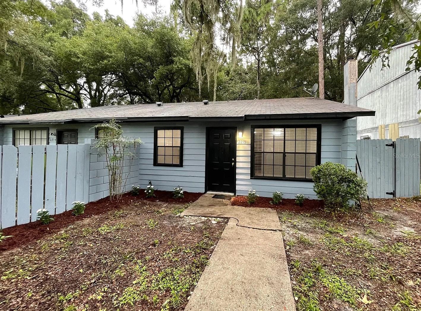 2210 SW 70TH TER