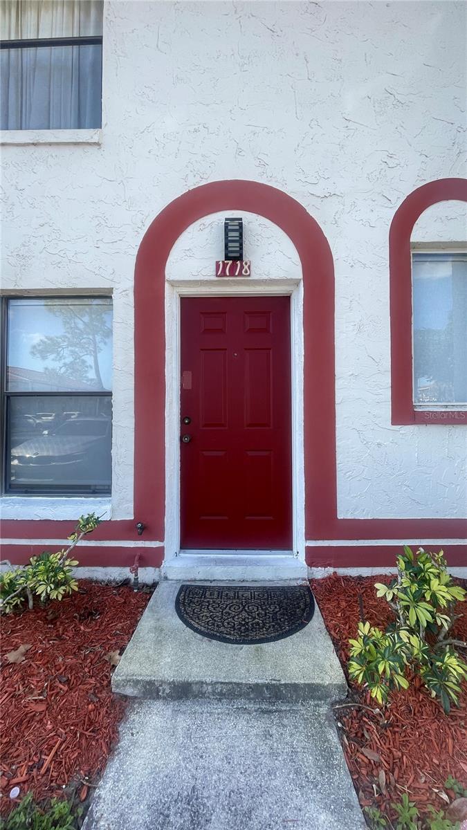 1718 SILVER CREEK CT #102