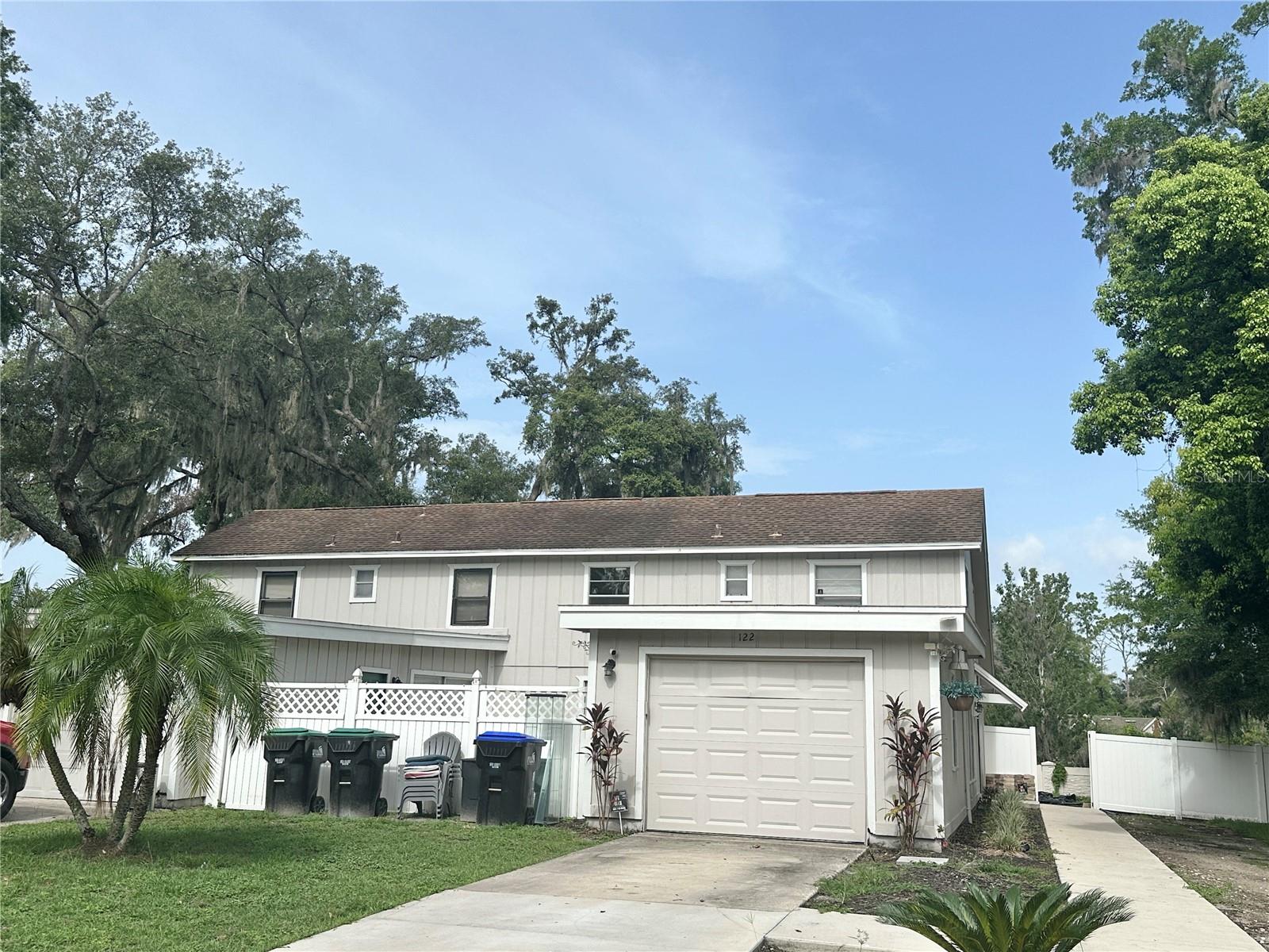 122 S BULOVA DR