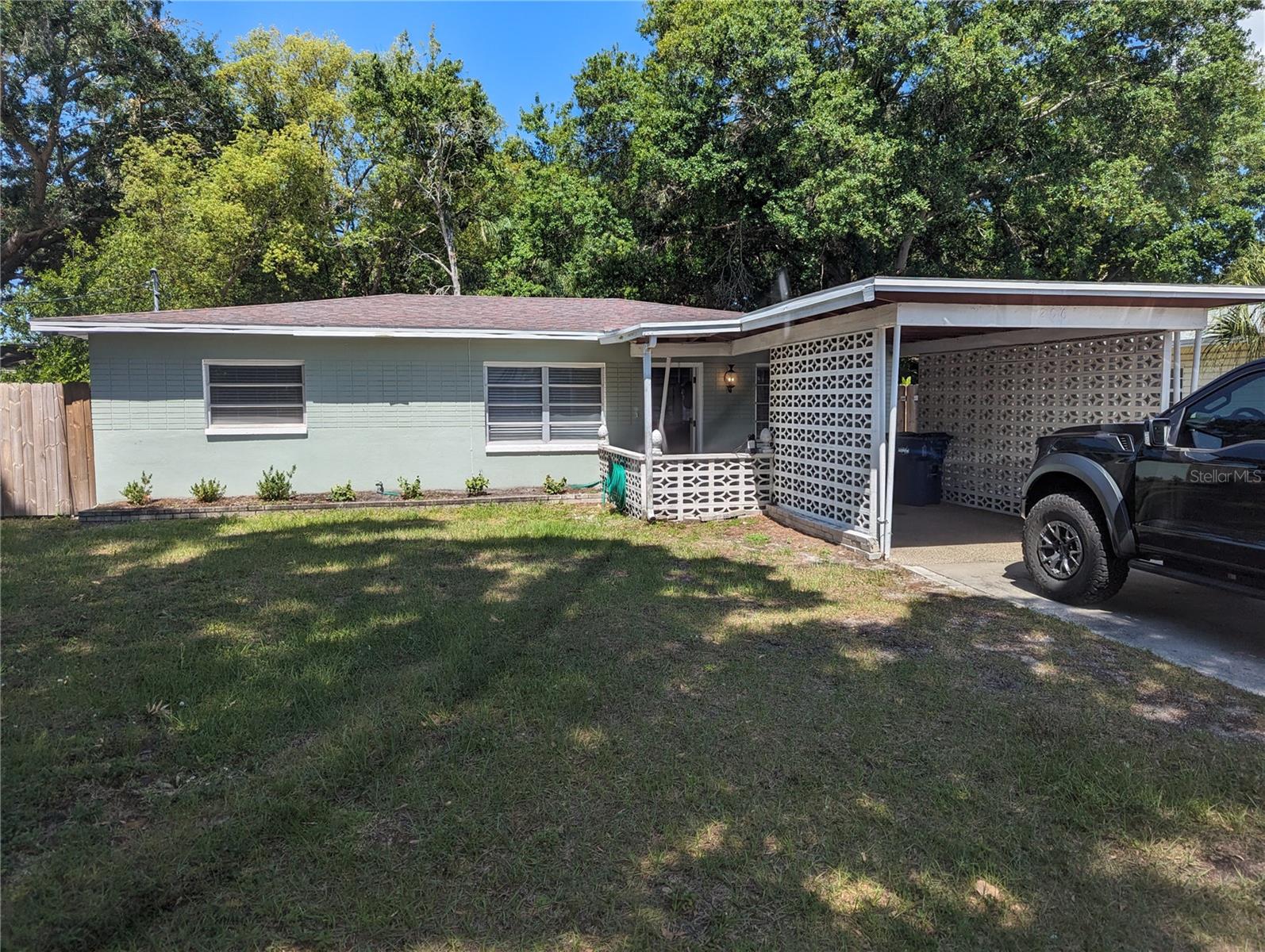206 N GUNLOCK AVE