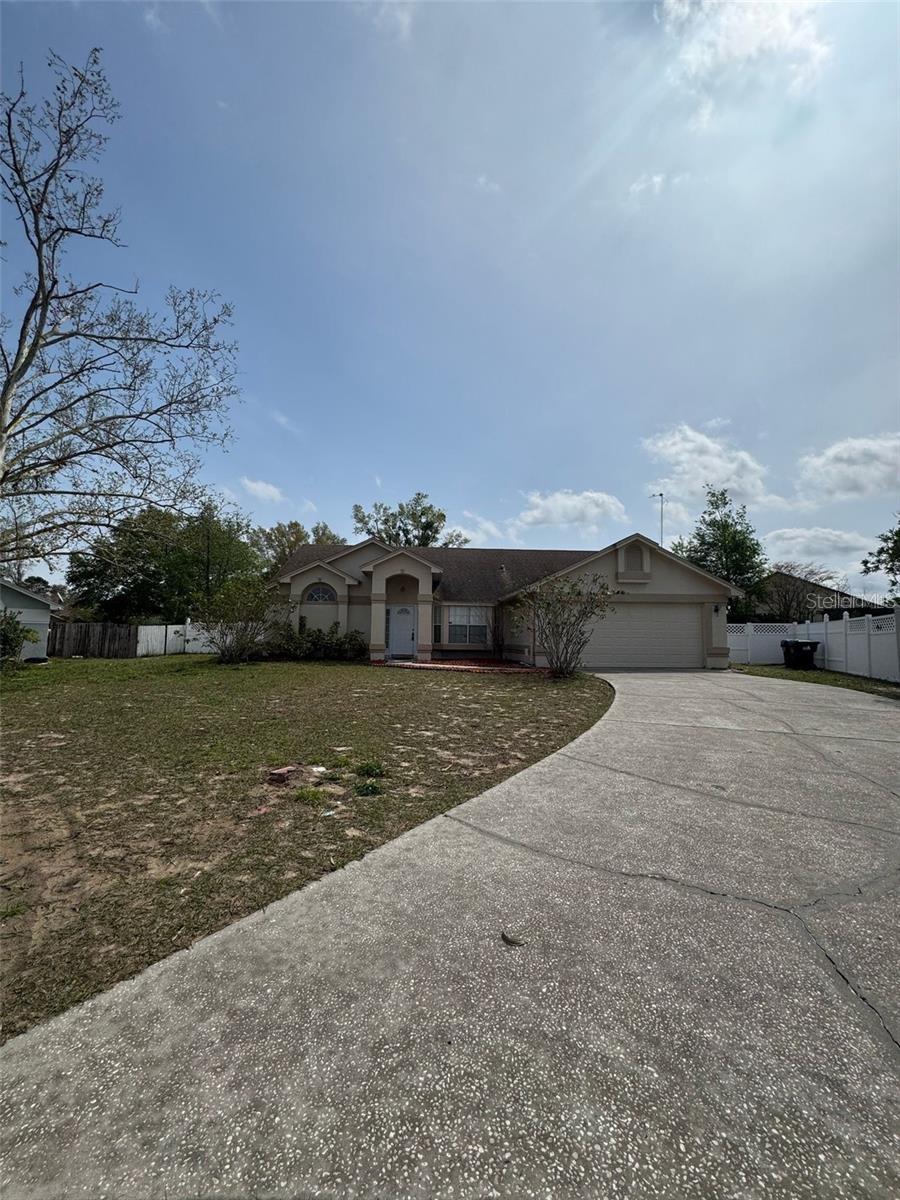 6724 CALLIE RD
