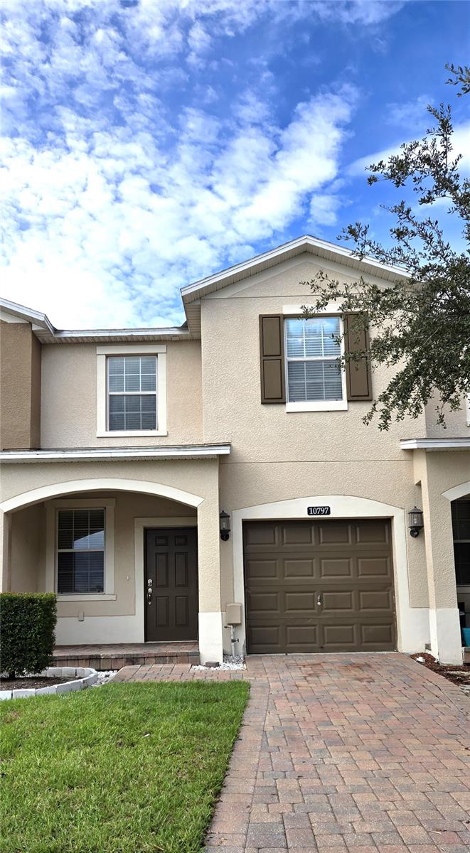 10797 SAVANNAH LANDING CIR