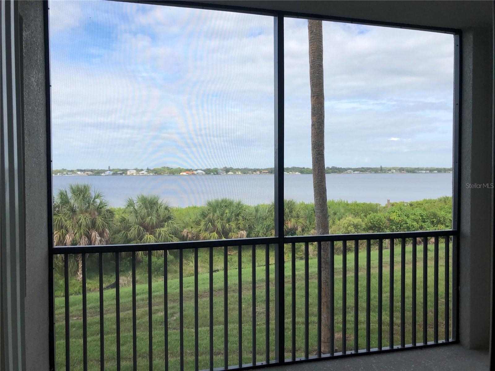 1010 TIDEWATER SHORES LOOP #206