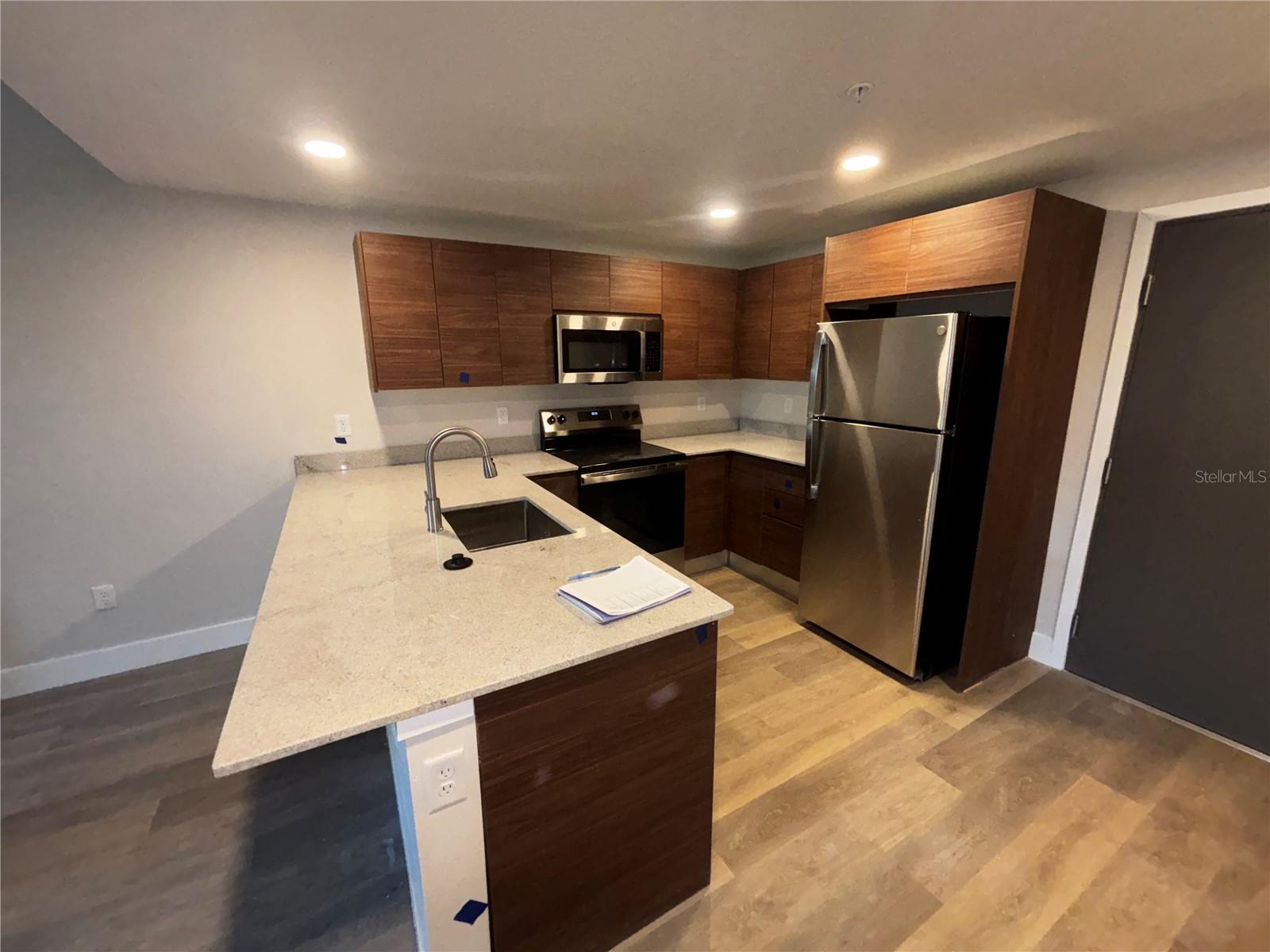 4424 S TEXAS AVE #205