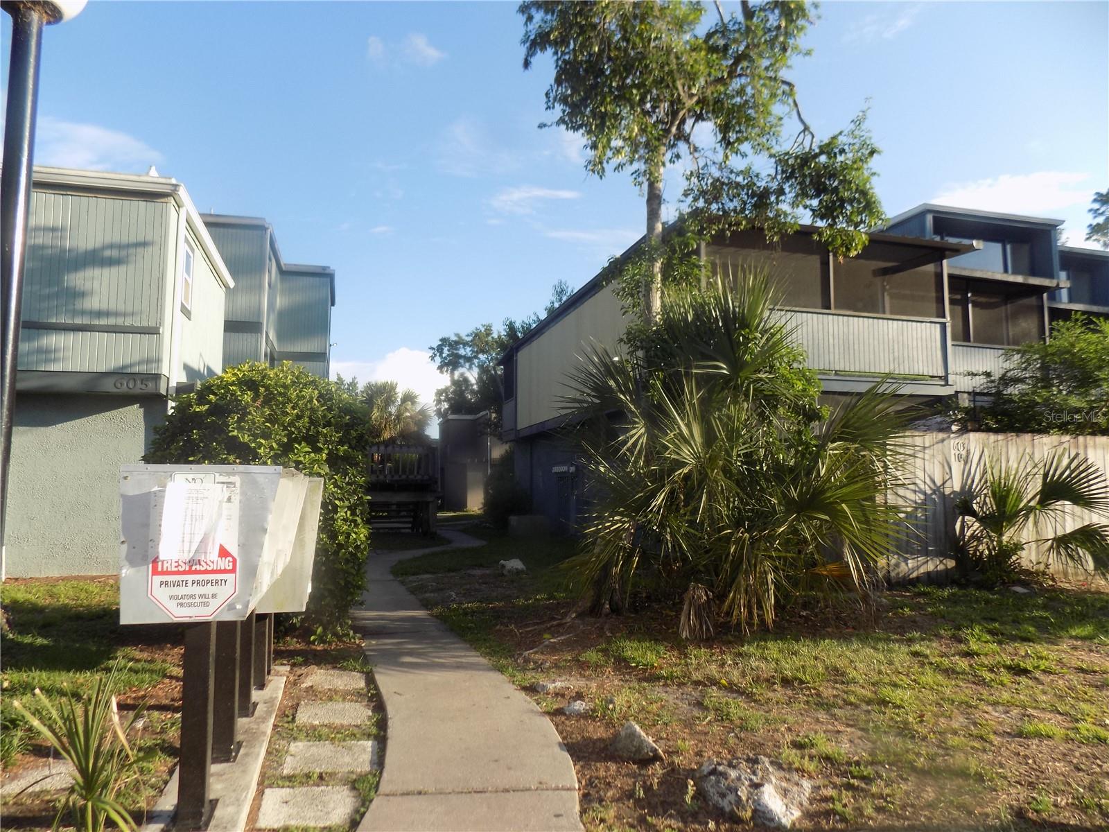 613 SW 75 ST #101