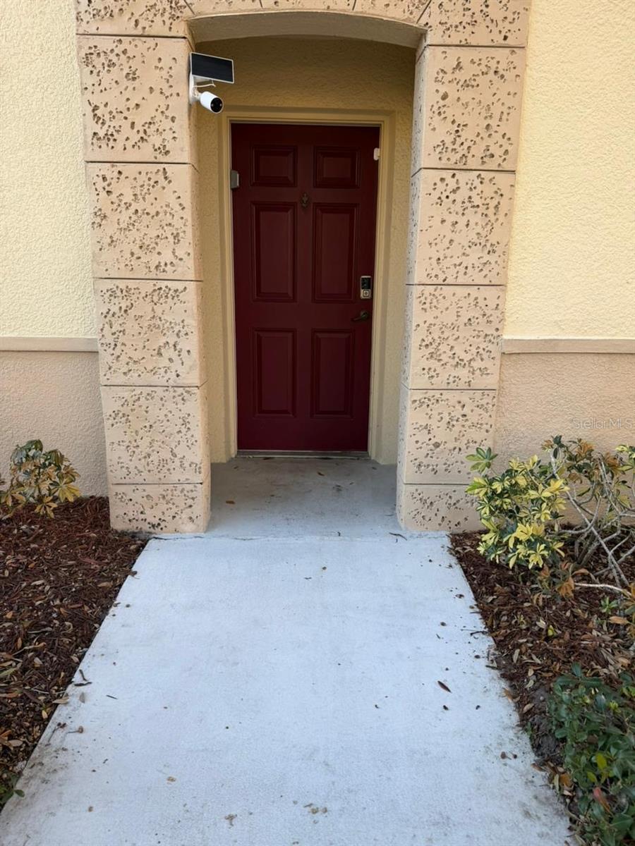 2714 CLUB CORTILE CIR