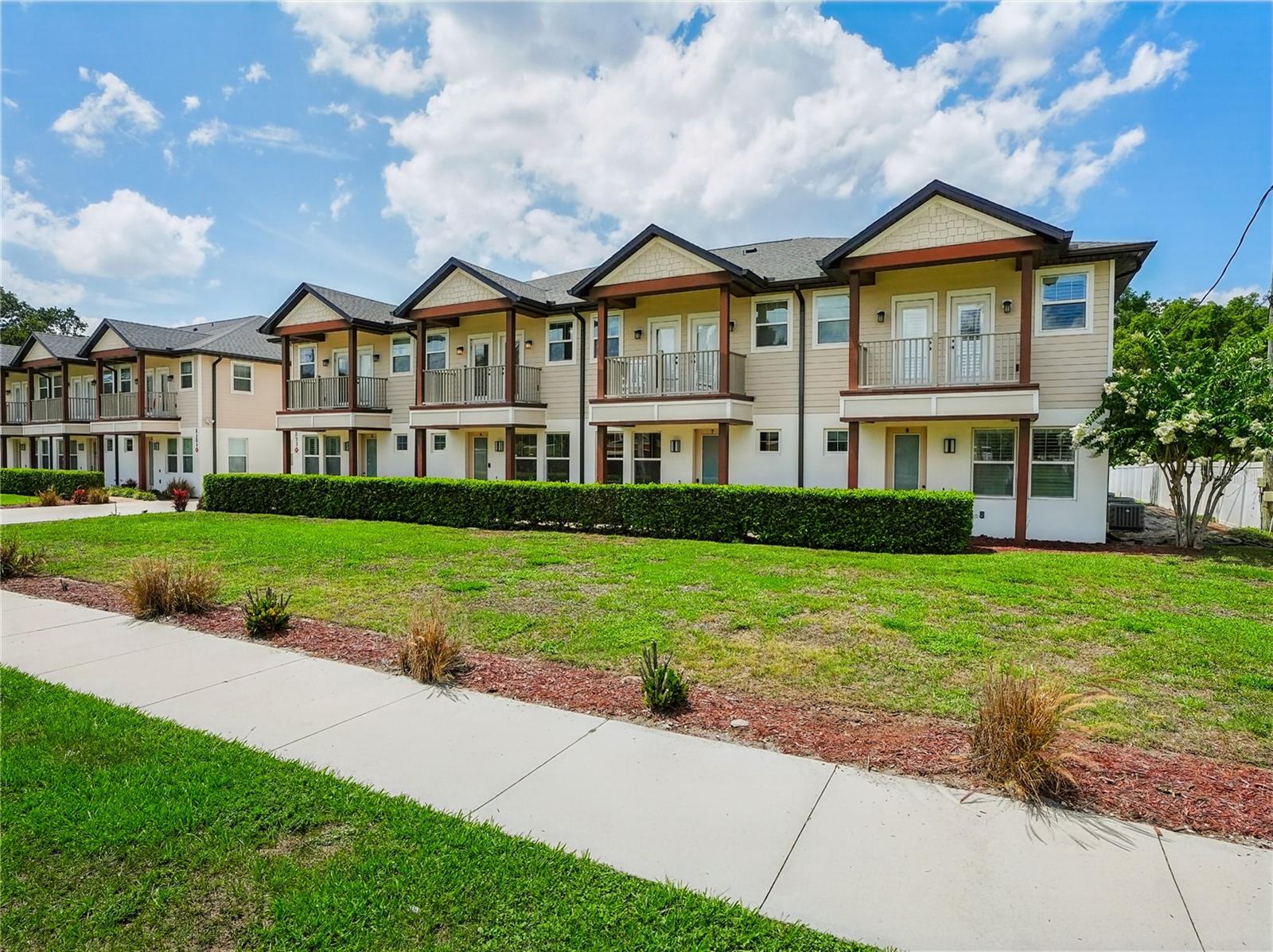 2233R E KALEY AVE #6