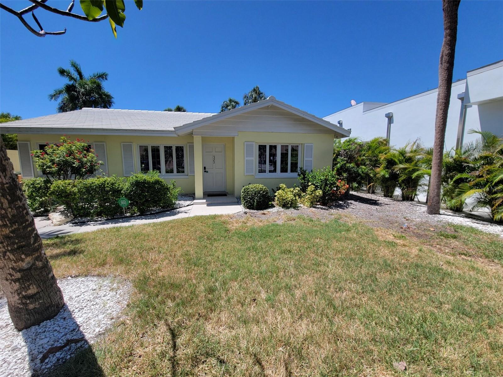 323 MADISON DR