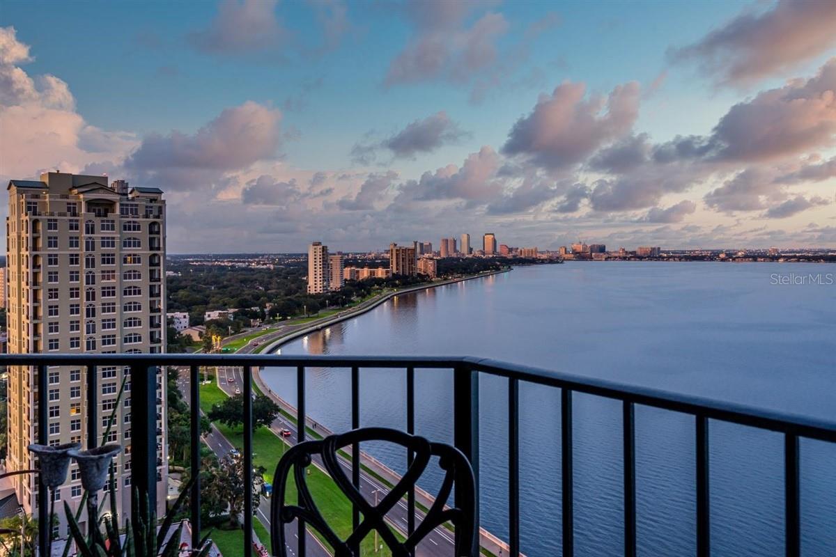 3301 BAYSHORE BLVD #2207B