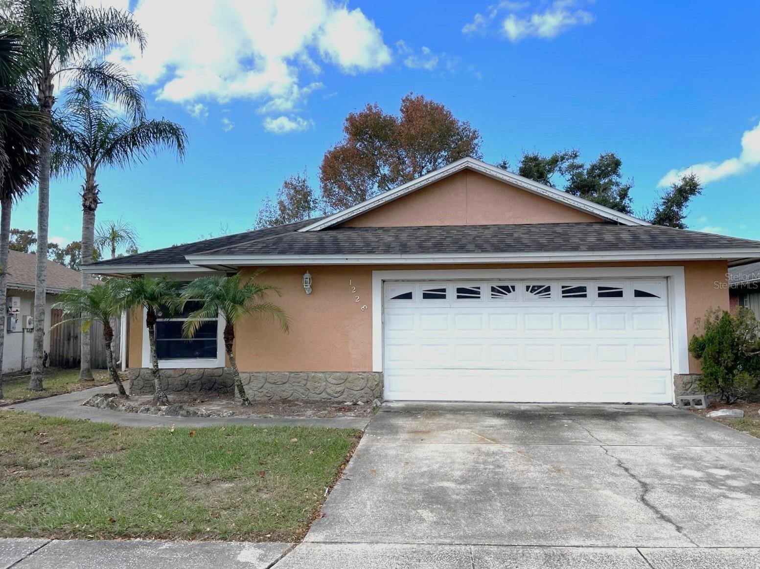 1223 LA MESA AVE