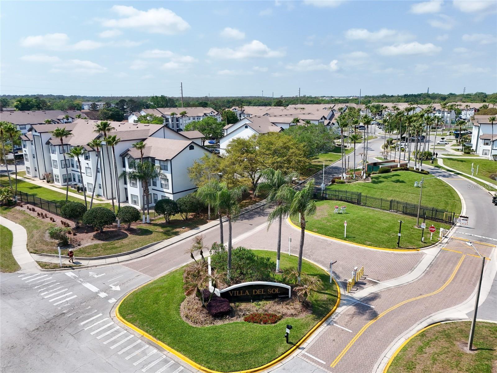 2213 GRAND CAYMAN CT #1135
