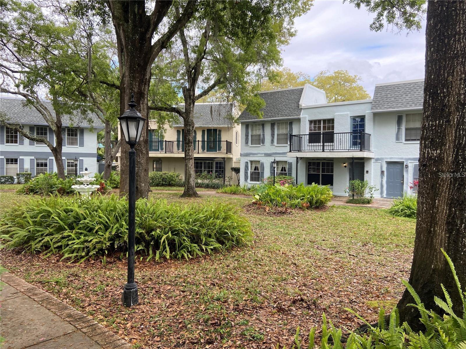 14405 BURGUNDY SQ