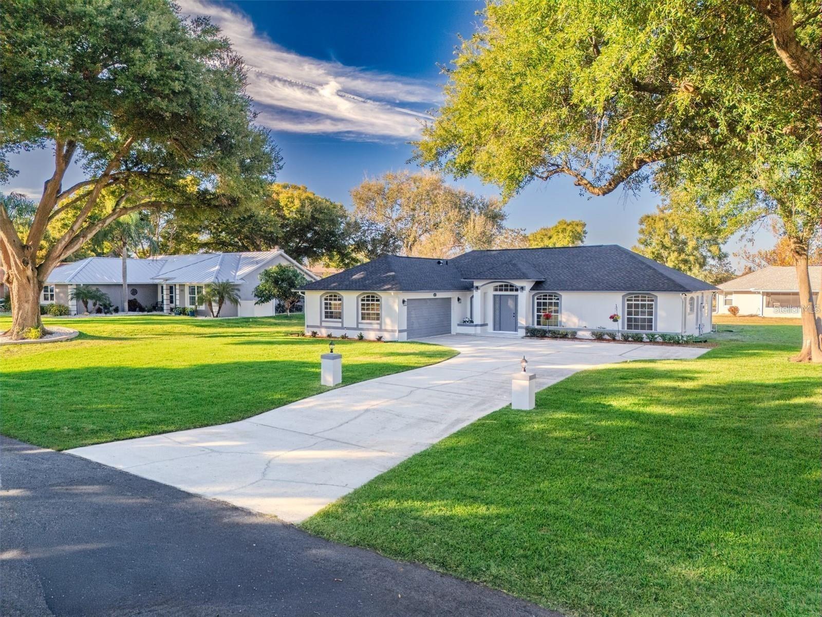 10711 LAKE HILL DR