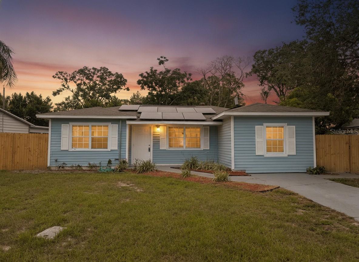 111 W GRAPEFRUIT CIR