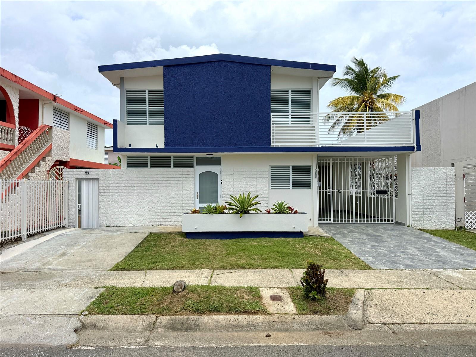 143 JARDINES DE COUNTRY CLUB #CG26