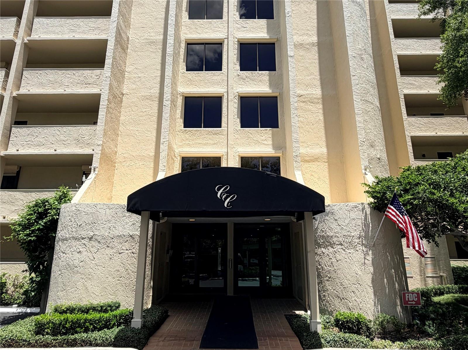 5020 BAYSHORE BLVD #303