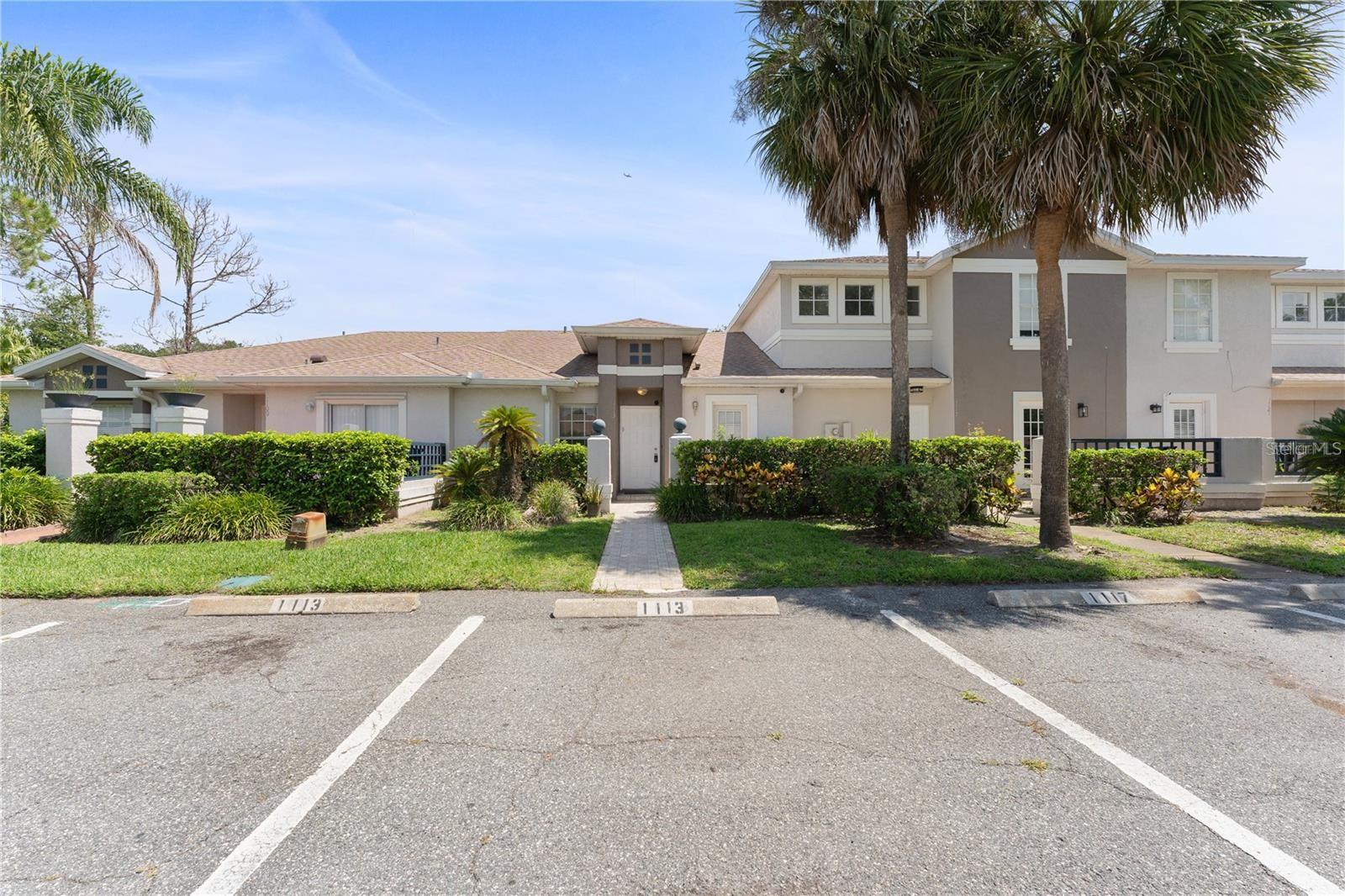 1113 LUCAYA CIR