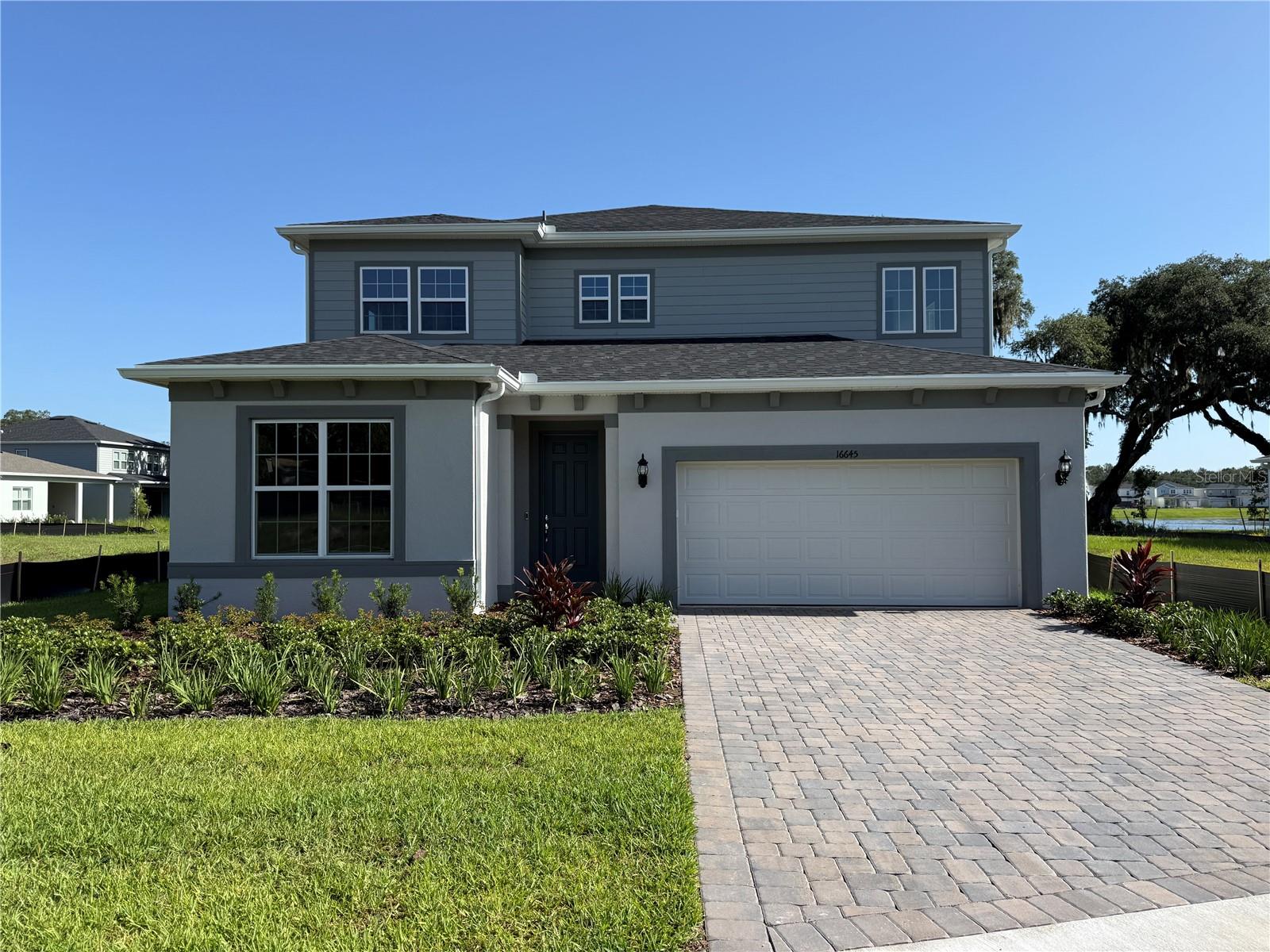 16645 LONE OAK CIR
