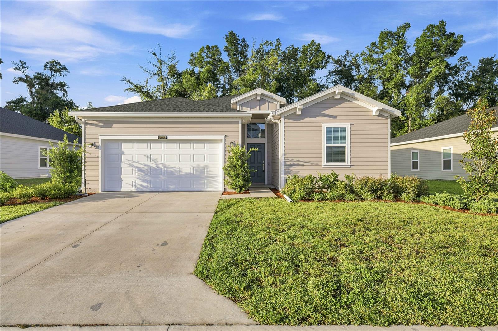3492 NE 38TH LN