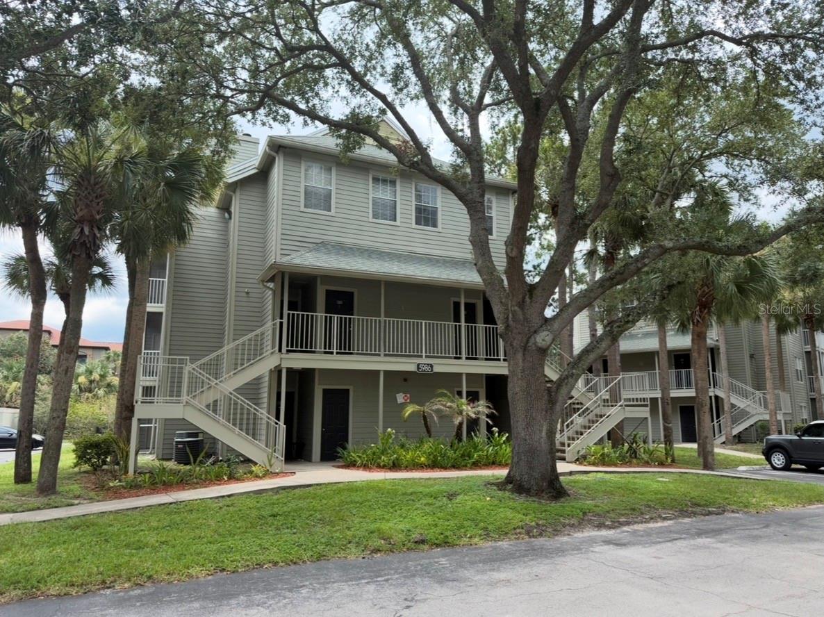 5986 WESTGATE DR #202