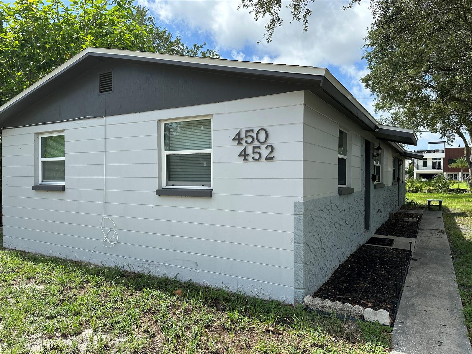 452 88TH AVE N