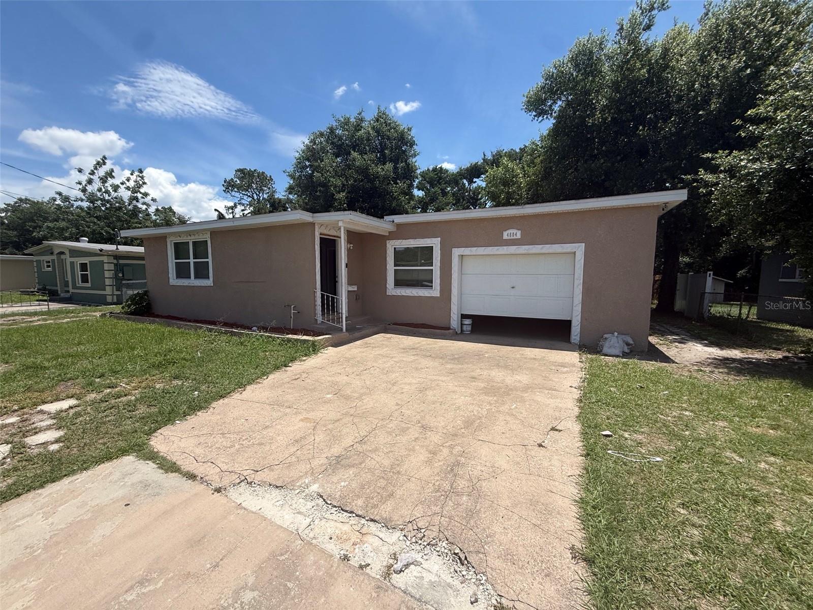 4804 BALBOA DR