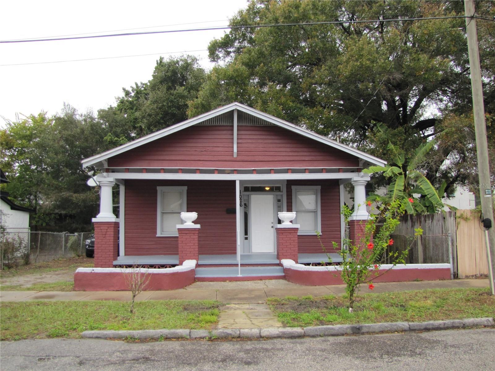 1026 E 15TH AVE