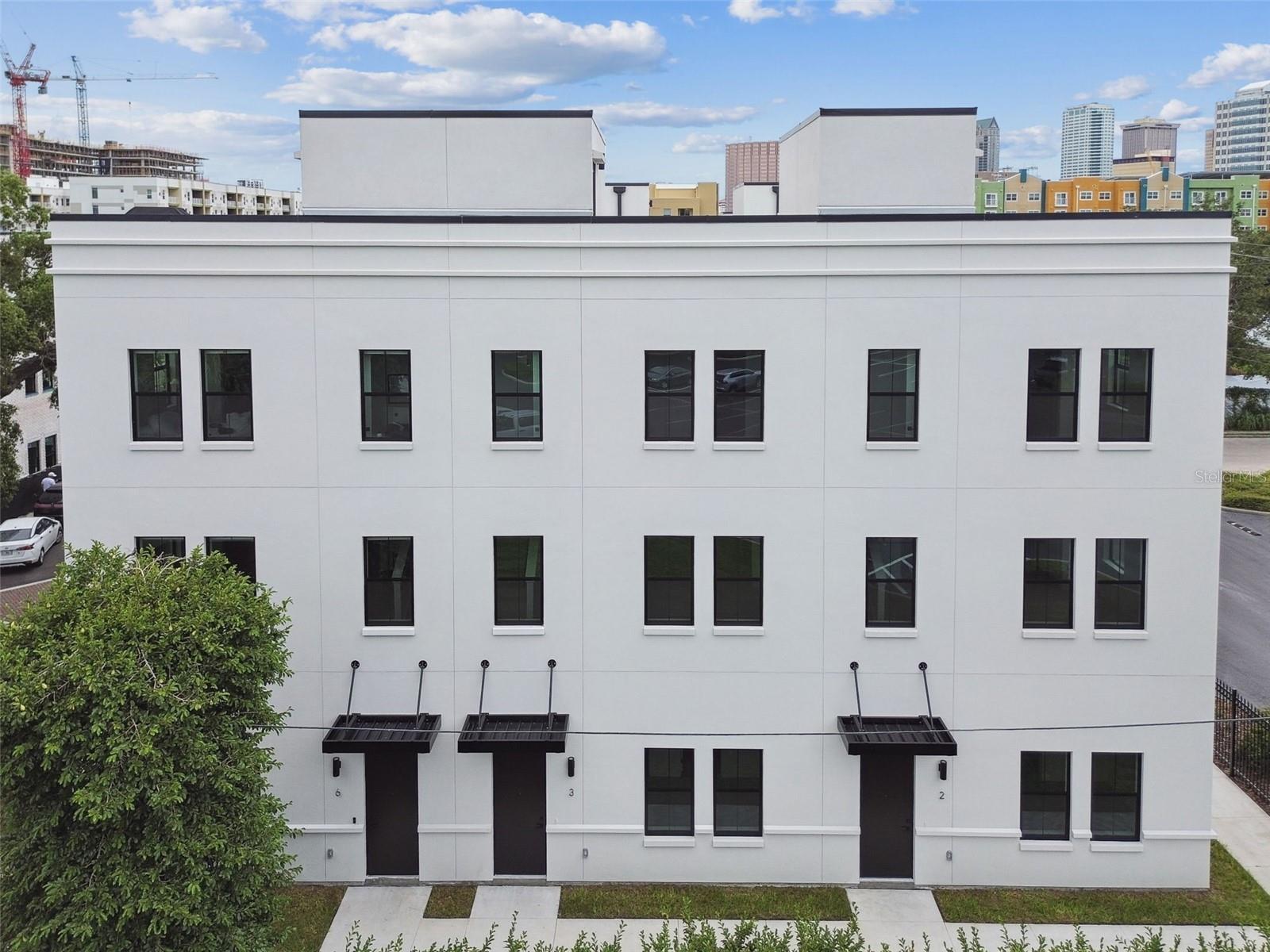 1218 E KAY ST #21